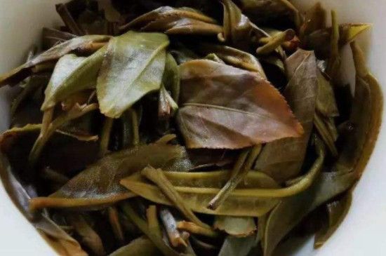 普洱茶全是碎渣没叶子，普洱茶泡开后都是碎渣