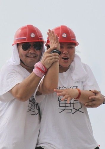 孟婧王靖华