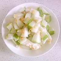 秋季瘦身養(yǎng)顏冬瓜紅棗糊（豆?jié){機版）的做法圖解1
