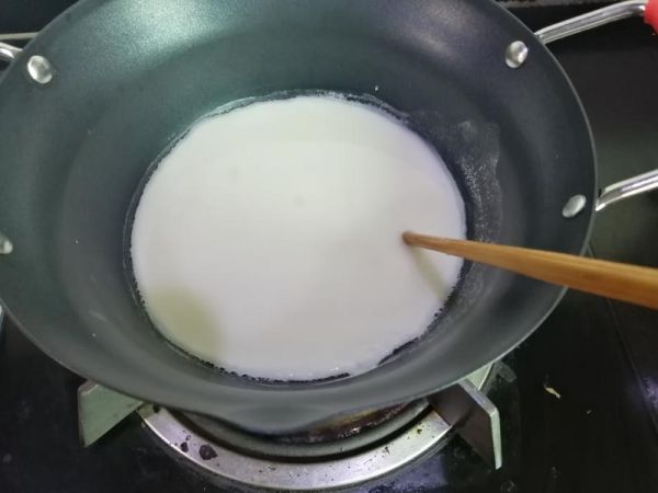 純奶手撕吐司的做法 步驟1