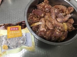 麻辣鸭脖的做法 步骤2
