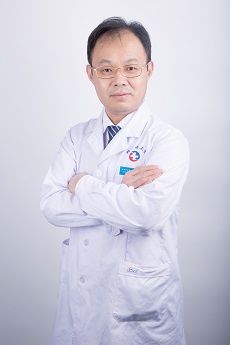 王愛成