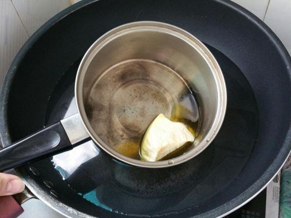 純奶手撕吐司的做法 步驟1
