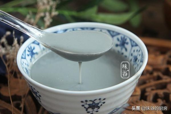 減脂時(shí)期這樣喝豆?jié){，比牛奶好喝營(yíng)養(yǎng)，熱量低飽腹感強(qiáng)，早餐必備
