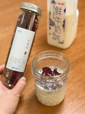 無糖茉莉花拿鐵/玫瑰拿鐵的做法 步驟1