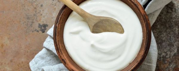 晚上喝很多酸奶會(huì)胖嗎 晚上喝酸奶注意事項(xiàng) 減肥誤區(qū)