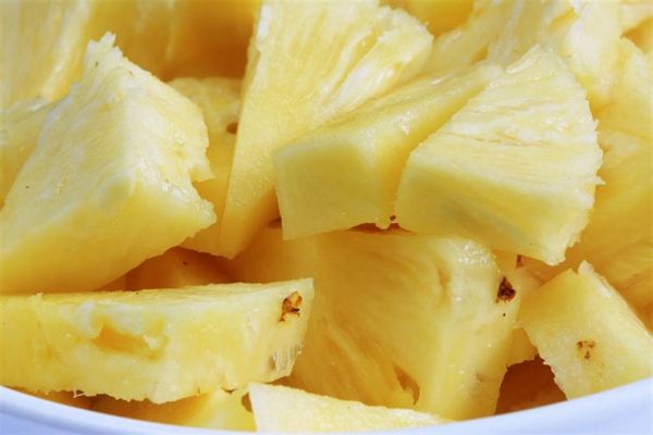 凤梨生吃、熟食多变化，饭后吃最适合。(图/常春月刊提供)