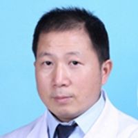 李偉