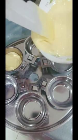 营养早餐之红豆沙蒸蛋糕的做法 步骤4