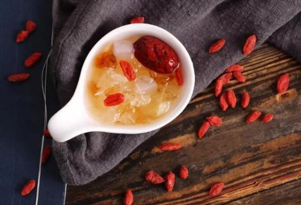 枸杞到底怎么吃，枸杞四种健康吃法！枸杞怎么选？4步轻松搞定！