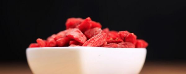 枸杞配什么喝补肾壮阳 枸杞与什么搭配吃最好 枸杞搭配什么最好