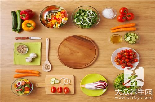 每日營(yíng)養(yǎng)食譜有什么