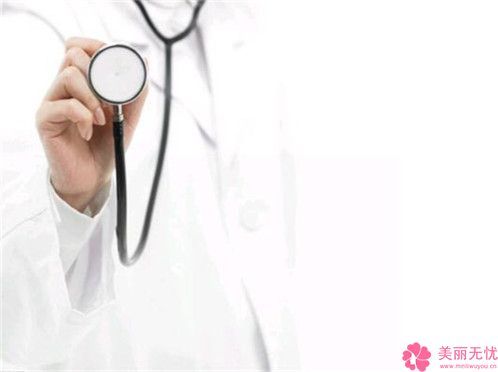 天津市腰部肥胖吸脂医生上榜清单前十强口碑良好-李欣整形医生实力与口碑之选