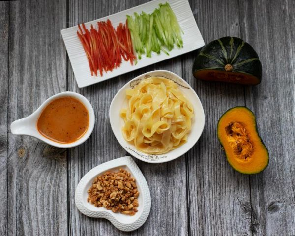 莱山健康冷面哪家好