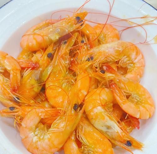 盐焗北极鲜虾的制作方法（健康美味的海鲜佳肴，盐焗北极鲜虾的烹制步骤详解）