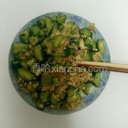 洋蔥黃瓜炒雞蛋的做法[圖]