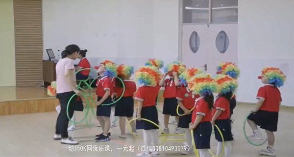 大班体育公开课《玩转呼啦圈》优质课视频+音乐+PPT课件+教学设计