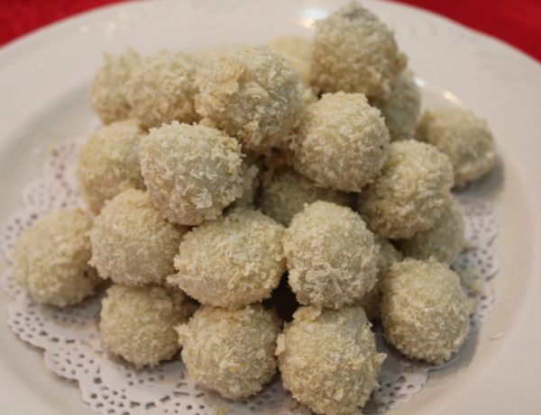 糯米團(tuán)的升糖指數(shù)(GI值),升糖負(fù)荷(GL值)熱量,蛋白質(zhì)含量,碳水化合物含量,嘌呤含量