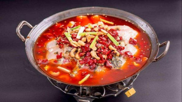 教你做四川麻辣魚火鍋，學會了輕松在家做，暖心又暖身！