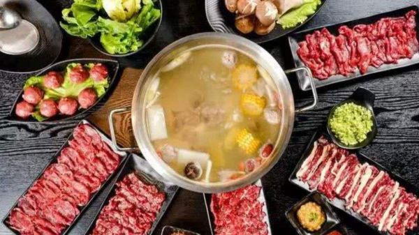 最簡單的家常牛肉火鍋做法,肉香濃郁有竅門,這樣做天天吃不夠