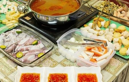 節(jié)日期間健康飲食“六個巧”(圖)