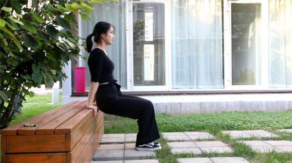 爬行減肥：一種有效的全身運(yùn)動(dòng)方式(2)