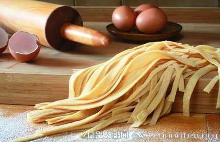 居家養(yǎng)生教你搭配營養(yǎng)又健康的面條來吃