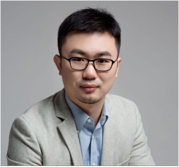 全球首款昆虫美容饮料“赫俪情书”产品的创始人，艾维恩佐CEO万子路图片来源：艾维恩佐官方网站