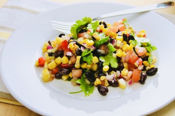 Recetas de ensaladas con legumbres maiz y frijoles
