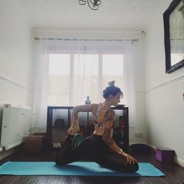 Sala pequena para hacer yoga