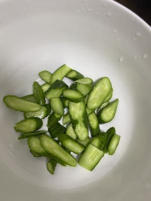 健康靈魂小涼菜-速腌小黃瓜的做法 步驟2