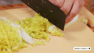 爛糊白菜湯【寶寶輔食】的做法 步驟2