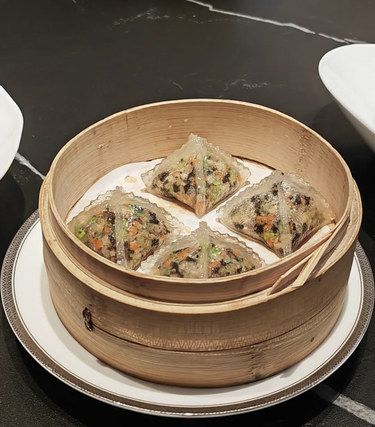 品鑒午間美味佳肴