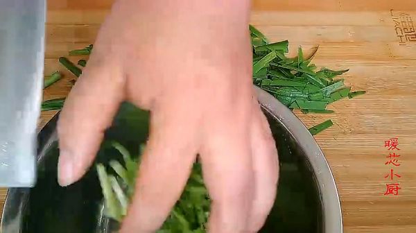 韭菜炒雞蛋的正確順序，到底先炒雞蛋還是先炒韭菜？