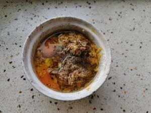 自制凱撒沙拉醬的做法 步驟2