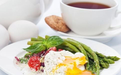 怎么治療女性貧血 黑糯米補(bǔ)血粥 哪些食譜治療女性貧血