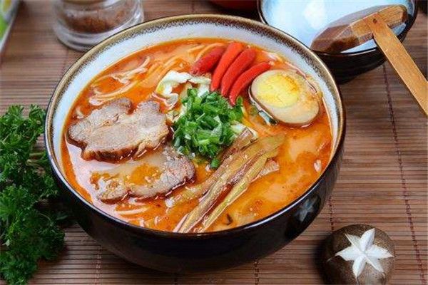 猫日式拉面
