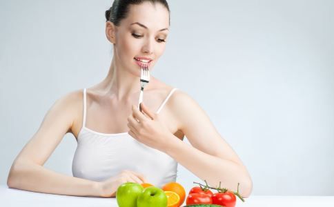 垃圾食品的危害 哪些食品有危害 方便面的危害 膨化食品有什么危害