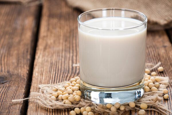資深禮儀專家：下午茶喝豆?jié){或酸奶 健康又美容