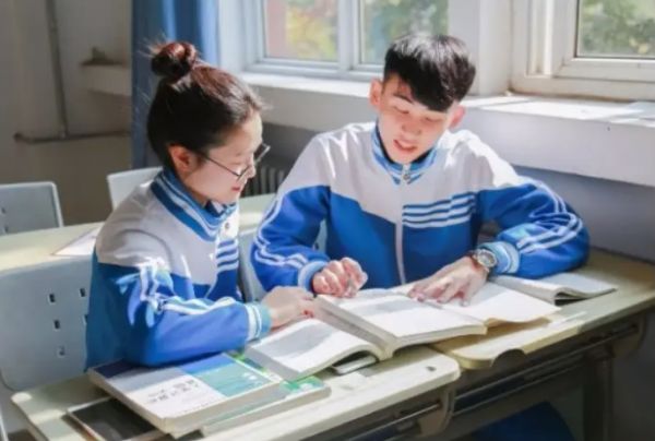 大學(xué)生的愛情與性心理健康