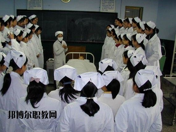 成都中医药大学附属医院针灸学校2020年招生简章