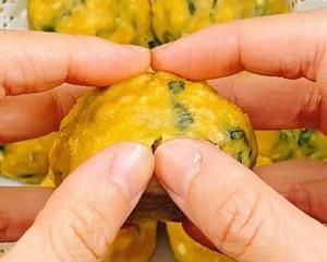 低卡美味的玉米面菜团子 低脂营养又健康 附细节视频详解的做法 步骤6