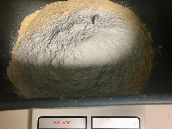 純奶手撕吐司的做法 步驟1