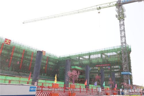 滨州全民健身中心主体封顶