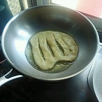 油炸饼的做法图解2
