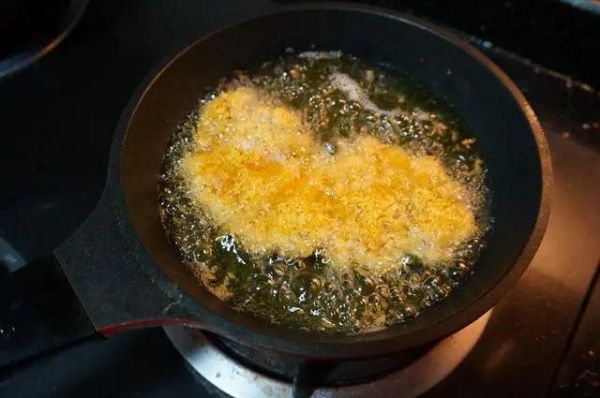 油炸食品時如何控制油溫