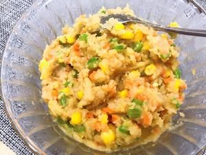 ??超飽腹無油版雞胸肉土豆餅，懶人減肥最愛的做法 步驟4