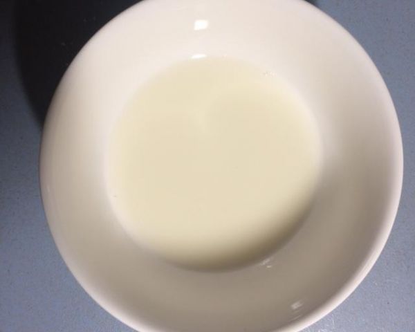 純奶手撕吐司的做法 步驟1