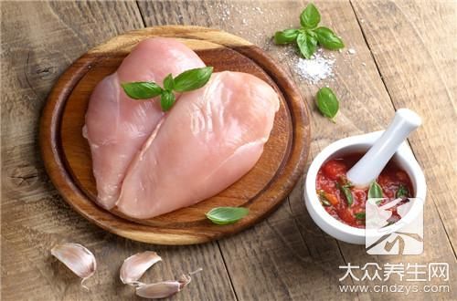 一百克鸡胸肉蛋白质