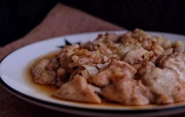 吃雞肉很滋補，教你7種雞胸肉做法，蛋白質(zhì)豐富，還不長胖